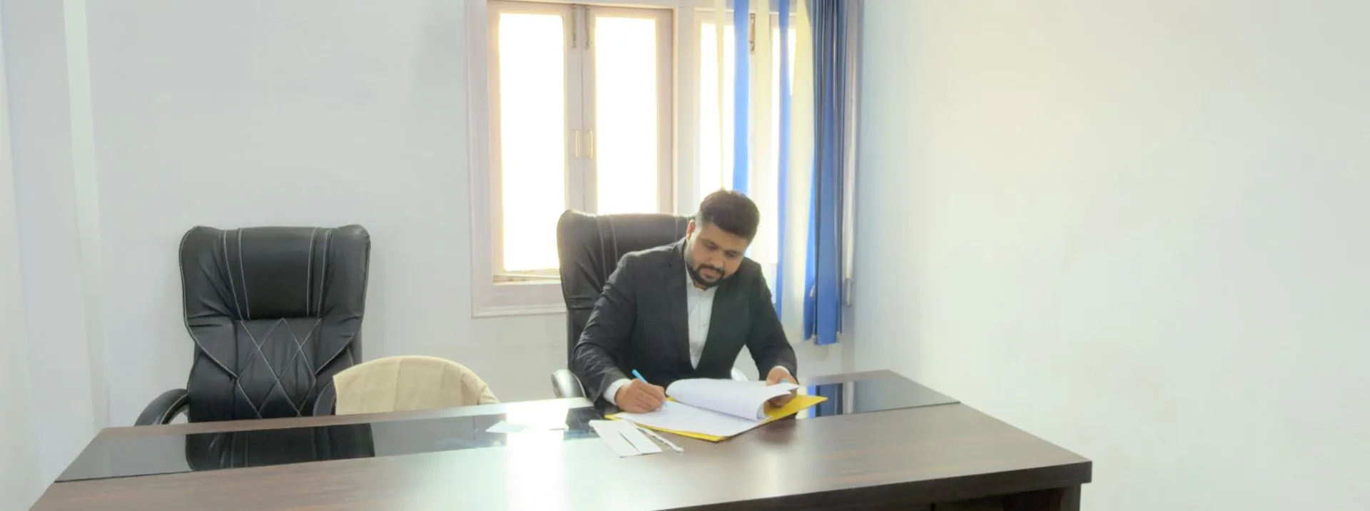 BLN - Best Lawyer Network, top law firm in Lucknow
